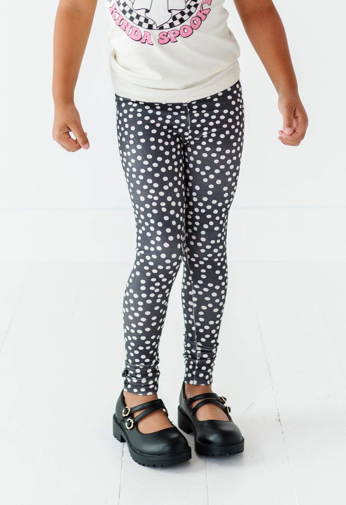 BLACK DOTTIE | Slim Ruffle Leggings